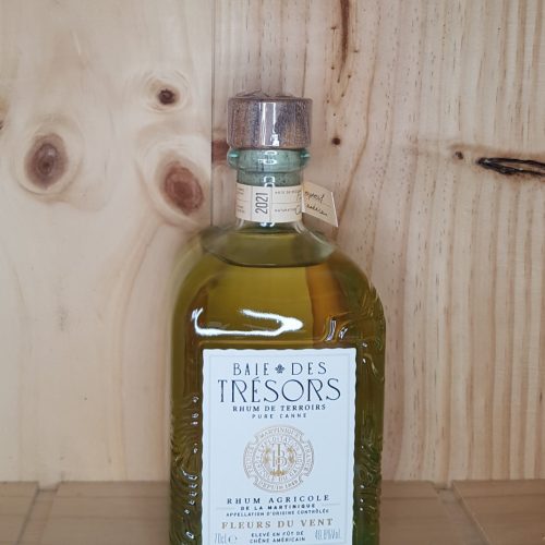 MARTINIQUE - Rhum "Fleurs du vent" Baie des trésors 70 cl